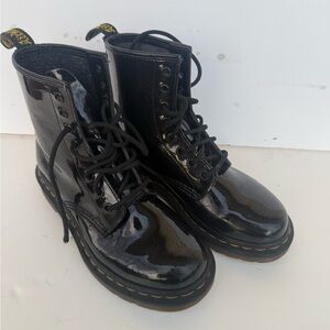 Classic Dr.Martens 1460 W 8-Eye Boots Black Patent Leather Size US6 EU37